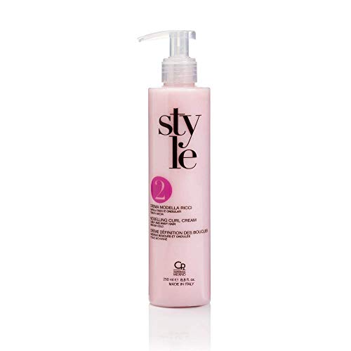 Style - Crema para Modelar los Rizos - Crema Profesional para Domar el Pelo Salvaje - Hace que el Pelo Rizado Sea Elástico y lo Protege del Encrespamiento y la Humedad - 250 ml